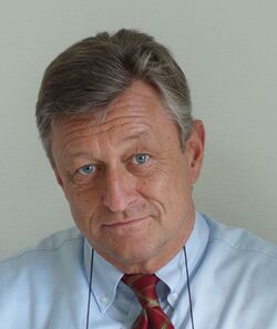 Dr. med. Luzi Dubs